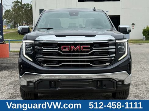 Used 2024 GMC Sierra 1500 SLT AWD/4WD image 9
