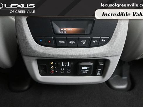 Used 2018 Honda Pilot Touring image 26