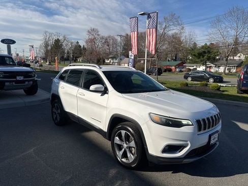 Used 2019 Jeep Cherokee Limited image 4