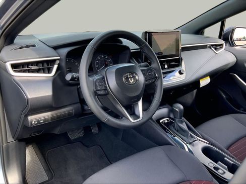 Used 2025 Toyota Corolla SE FWD image 17
