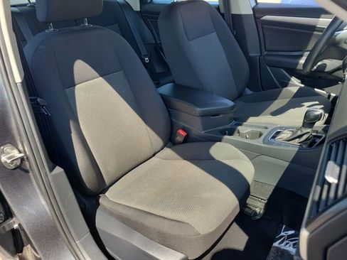 Used 2021 Volkswagen Jetta S image 22