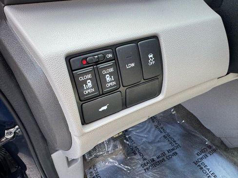 Used 2016 Honda Odyssey EX-L image 13