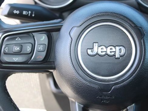 Used 2023 Jeep Wrangler Unlimited Sport AWD/4WD image 19