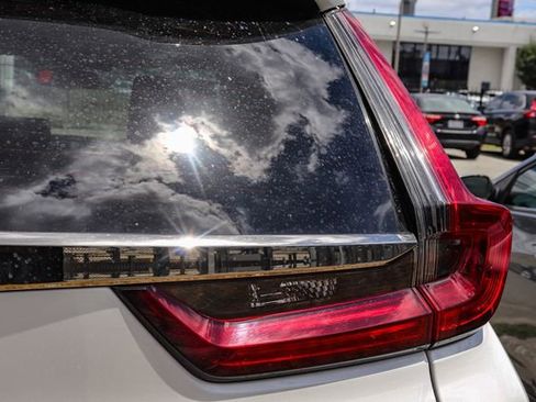 Used 2022 Honda CR-V Touring image 10