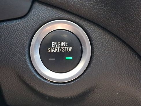 Used 2019 Chevrolet Equinox LT FWD image 26