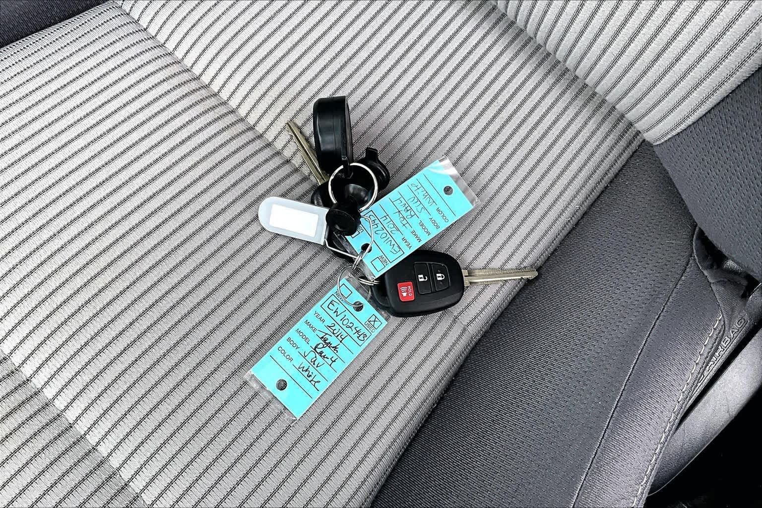 Used 2014 Toyota RAV4 XLE FWD image 15