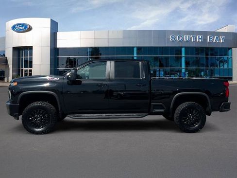Used 2022 Chevrolet Silverado 2500 LTZ w/ LTZ Plus Package AWD/4WD image 2
