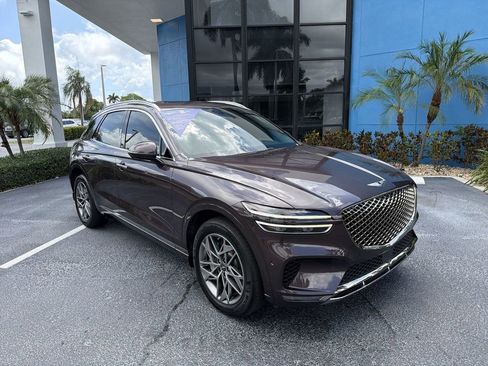 Used 2023 Genesis GV70 2.5T w/ Advanced Package AWD/4WD image 18