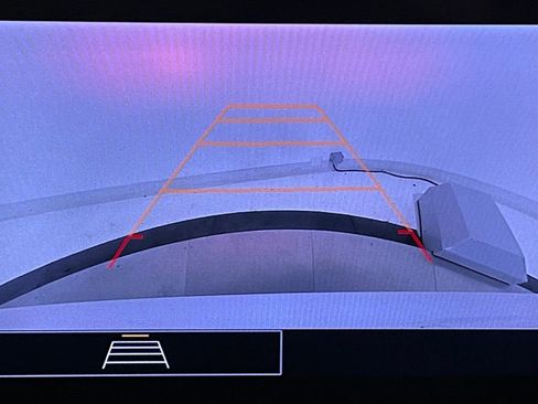 Used 2024 Chevrolet Trax RS w/ Driver Confidence Package image 5