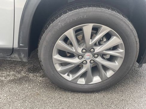 Used 2025 Buick Enclave Preferred w/ Power Package FWD image 31