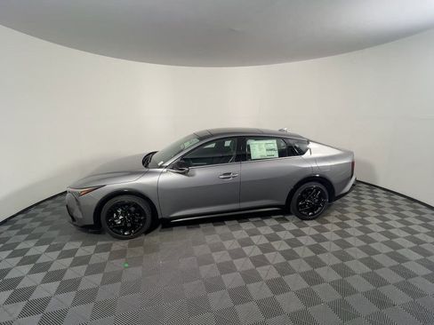 New 2025 Kia K4 GT-Line Turbo image 2