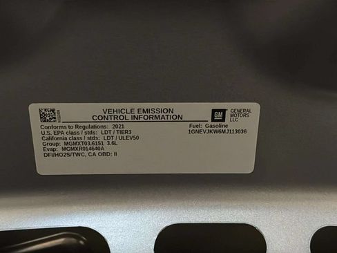 Used 2021 Chevrolet Traverse RS w/ LPO, Floor Liner Package AWD/4WD image 38