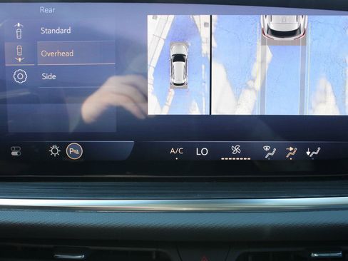 Used 2025 Buick Envision Preferred AWD/4WD image 37