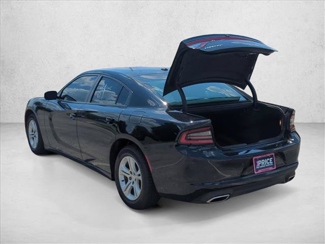 Used 2020 Dodge Charger SXT w/ Leather Interior Group RWD image 10