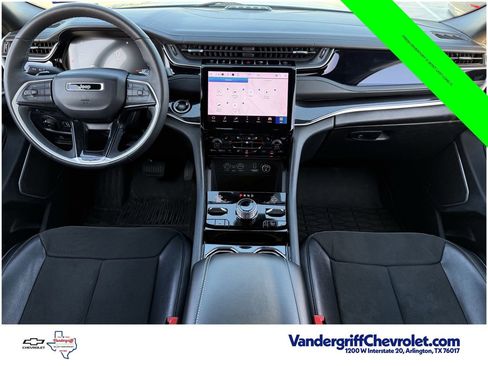 Used 2022 Jeep Grand Cherokee Trailhawk w/ Advanced Protech Group II AWD/4WD image 8
