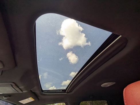 Used 2013 Ford F150 Limited image 14