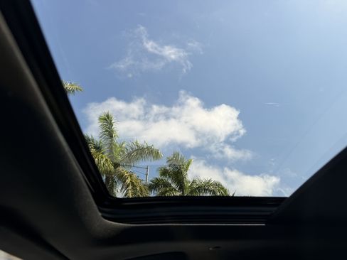 Certified 2025 Cadillac XT5 Premium Luxury image 21