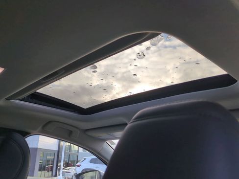 Used 2023 MAZDA CX-30 AWD 2.5 S w/ Premium Package image 21