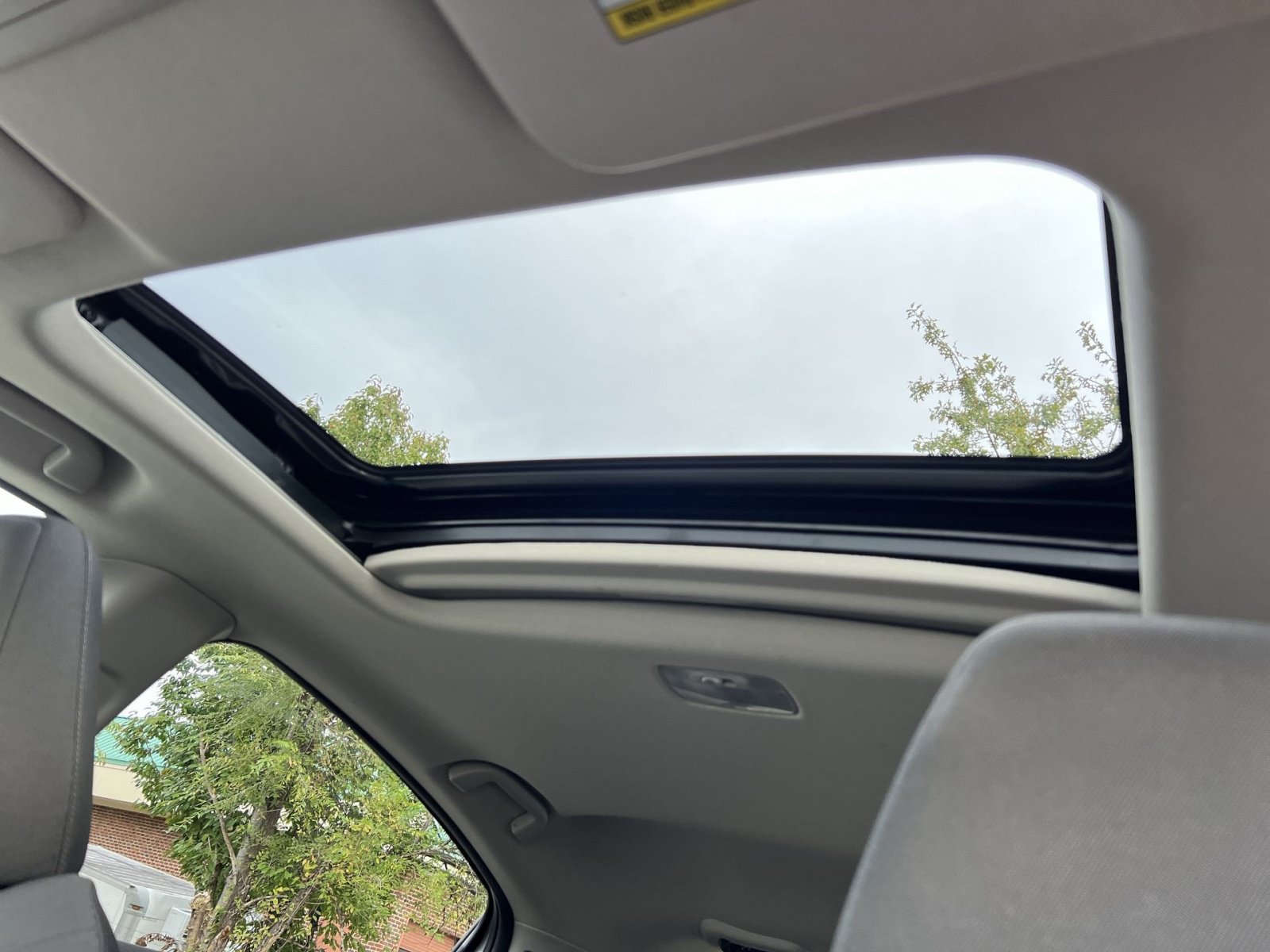 Used 2019 Honda HR-V EX image 25