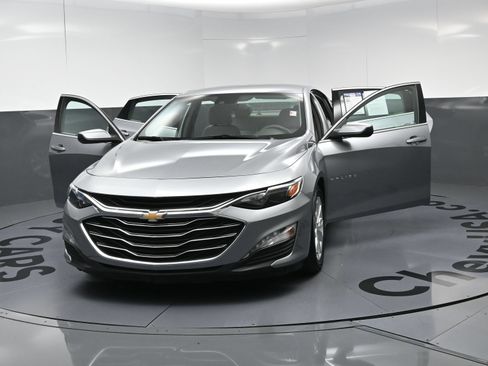 Used 2024 Chevrolet Malibu LT FWD image 23