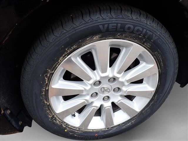 Used 2013 Toyota Sienna Limited w/ Premium Pkg AWD/4WD image 5
