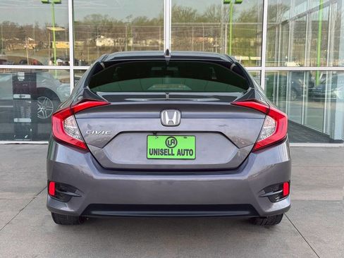 Used 2018 Honda Civic EX image 6