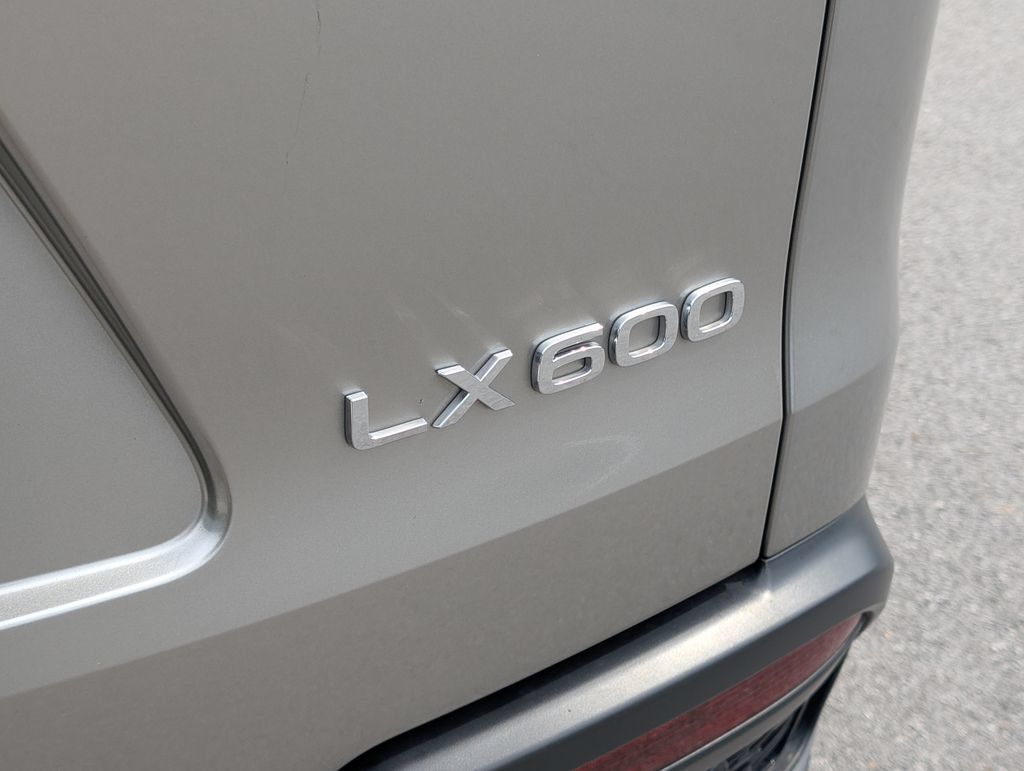 Used 2024 Lexus LX 600 F Sport AWD/4WD image 23