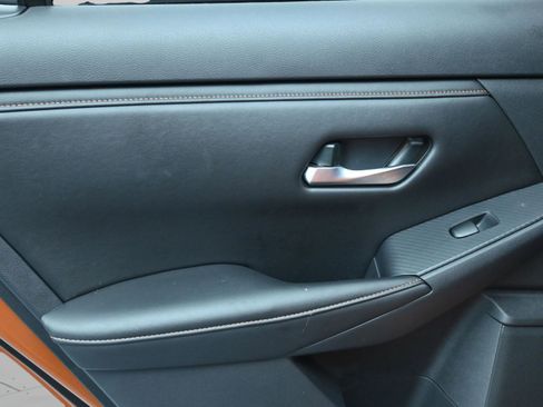 Used 2023 Nissan Sentra SR w/ SR Premium Package image 34