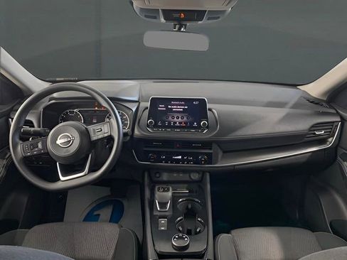 Used 2024 Nissan Rogue SV image 22