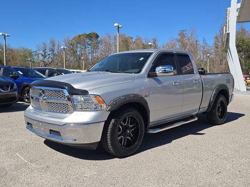 Used 2018 RAM 1500 Classic SLT image 4