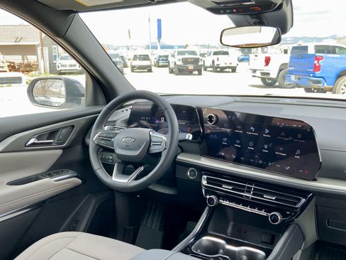 New 2026 Chevrolet Traverse LT w/ Midnight/Sport Edition AWD/4WD image 37