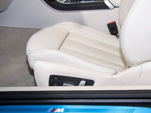 Used 2026 BMW 840i xDrive Convertible image 17