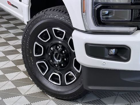 New 2026 Ford F250 Platinum image 10