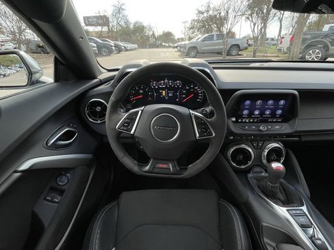 Used 2023 Chevrolet Camaro SS image 11