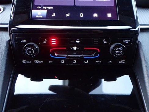 Used 2024 Jeep Grand Cherokee Altitude image 19