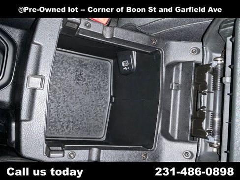 Used 2018 Jeep Wrangler Unlimited Sport image 24