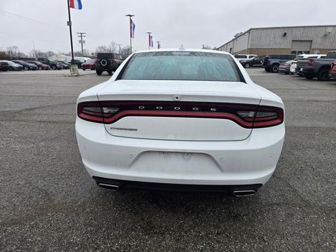 Used 2023 Dodge Charger SXT image 4