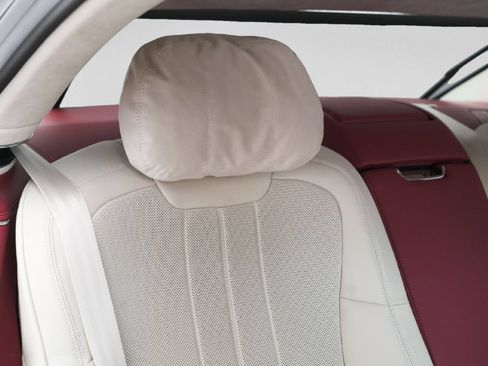 Used 2023 Bentley Flying Spur V8 AWD/4WD image 38