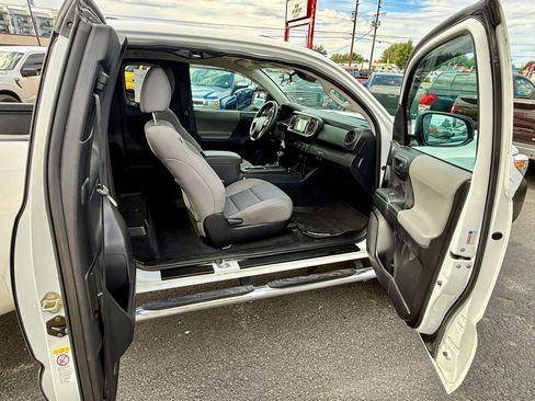 Used 2019 Toyota Tacoma SR RWD image 16