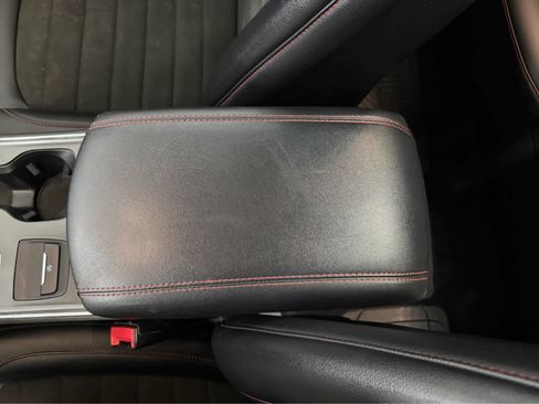 Used 2022 Ford Edge ST-Line w/ Class II Trailer Tow Package image 21