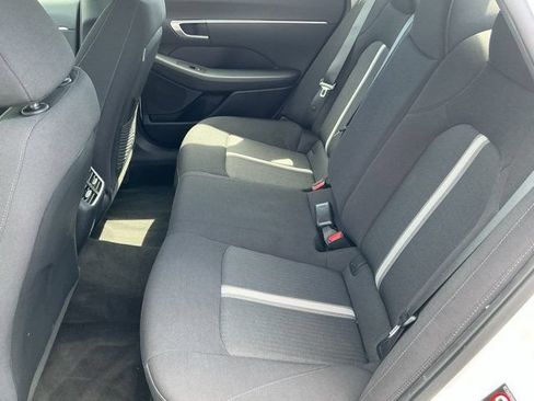 Used 2023 Hyundai Sonata Blue FWD image 12