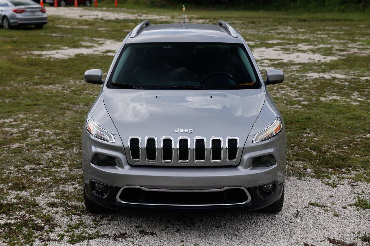 Used 2016 Jeep Cherokee Limited FWD image 17