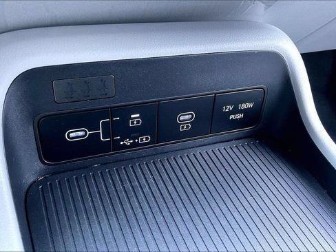 Used 2024 Hyundai Kona SEL AWD/4WD image 33