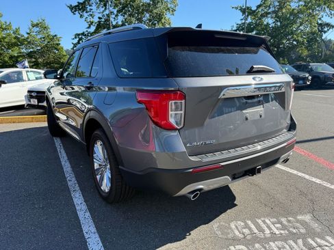 Used 2021 Ford Explorer Limited w/ Hybrid Equipment Group 310A AWD/4WD image 2