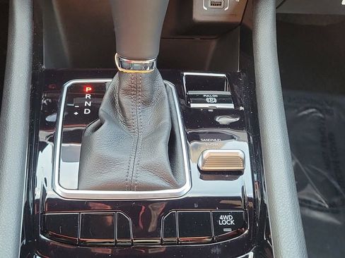 Certified 2025 Jeep Compass Limited image 27