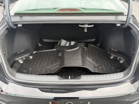 Used 2023 Hyundai Elantra SEL w/ Convenience Package FWD image 42