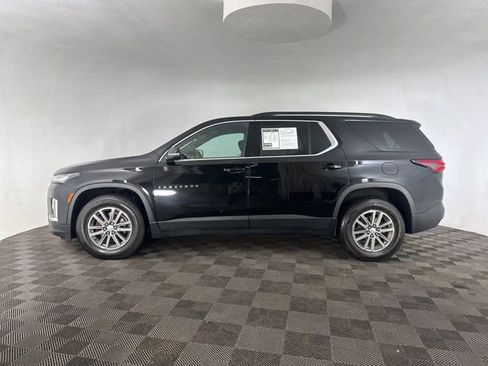 Used 2023 Chevrolet Traverse LT AWD/4WD image 4