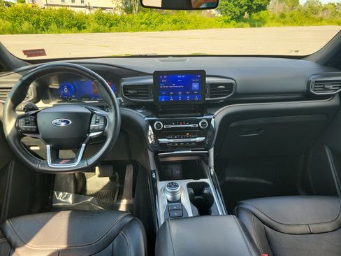 Used 2022 Ford Explorer ST w/ Equipment Group 401A AWD/4WD image 19