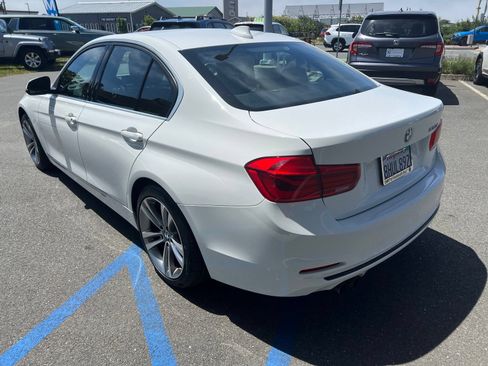 Used 2018 BMW 330i Sedan w/ Convenience Package RWD image 4