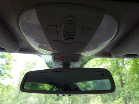 Used 2005 Mercedes-Benz SL 600 w/ AMG Sport Pkg image 26